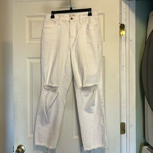 Universal Thread Vintage Straight Distressed Jeans Size 8/29 Off White